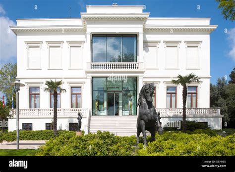 Istanbul, Sariyer, Emirgan, Sakip Sabanci Museum Stock Photo - Alamy