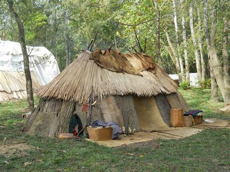 17 Best images about wigwams on Pinterest | Iroquois, Ontario and ...