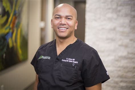 Thomas Jones II, MD, an Orthopedic Surgeon with The Spine Institute of ...