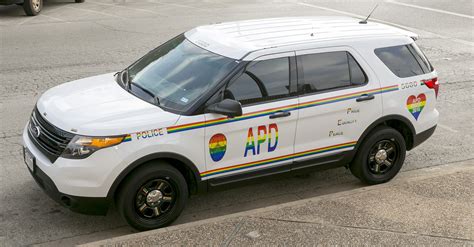 Austin Police Department patrol vehicle shows pride – Collective Vision ...