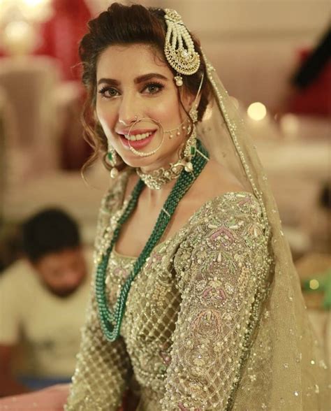 Bridal look of Mehwish Hayat from... - All Pakistan Drama Page | Facebook