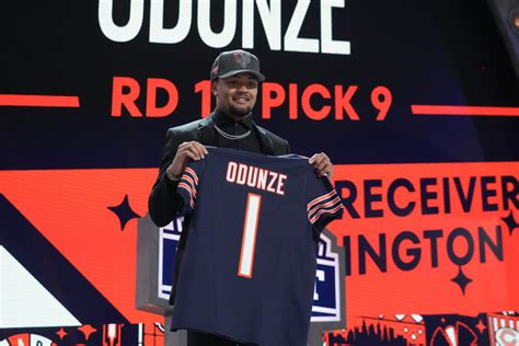 Bears Rome Odunze's Top WRs Of All Time - On Tap Sports Net