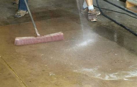 How to Acid Etch your Garage Floor Safely & Successfully | All Garage ...