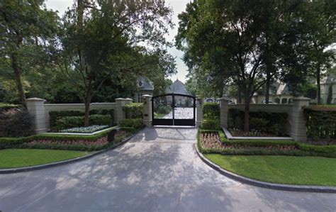 Tilman Fertitta House: Inside his Massive Houston Estate