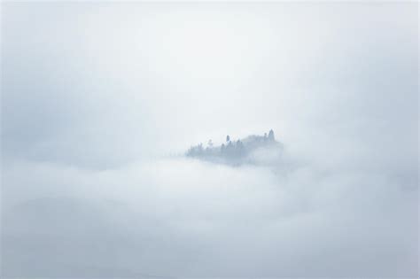 Foggy Mountain · Free Stock Photo