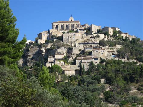 Top 15 des plus beaux villages du Luberon - La terre est un jardin