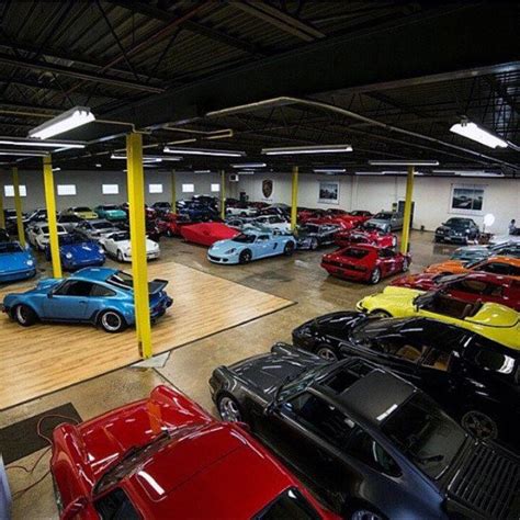 98 Best Dream Garages for Men and Their Machines in 2024 | Classic car garage, Dream garage ...