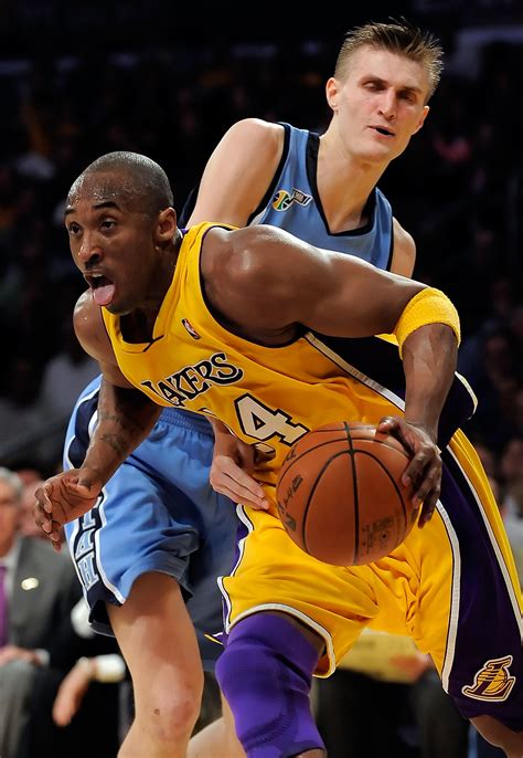 Kobe Bryant: Black Mamba's Top 10 Dunks For His Birthday | Bleacher Report | Latest News, Videos ...