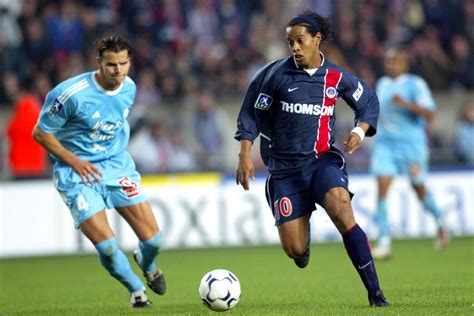 Video: 'We Had Missed Something' - Former PSG Goalkeeper States They Wasted Ronaldinho's Two ...