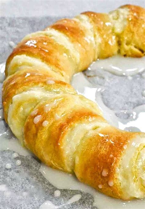 Crescent Roll Cream Cheese Danish - A Southern Soul | Cream cheese crescent rolls, Breakfast ...