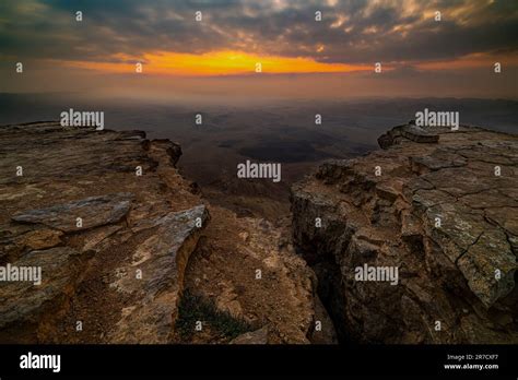 SUNRISE MAKHTESH RAMON NEGEV ISRAEL Stock Photo - Alamy