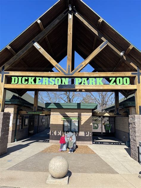 Dickerson Park Zoo, Springfield | Roadtrippers