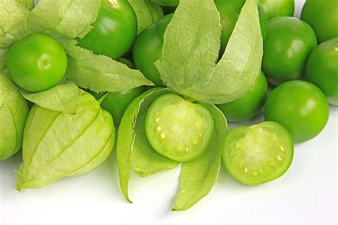 Are Green Tomatoes And Tomatillos The Same? Unraveling The Culinary ...