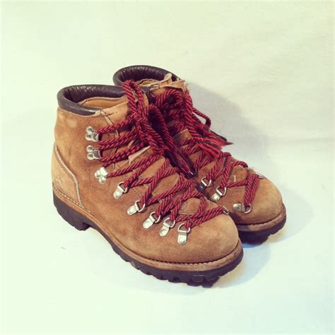 Mens Red Lace Hiking Boots