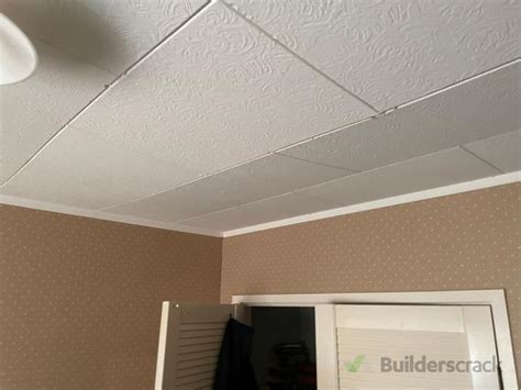 Ceiling tile repair (# 623455) | Builderscrack