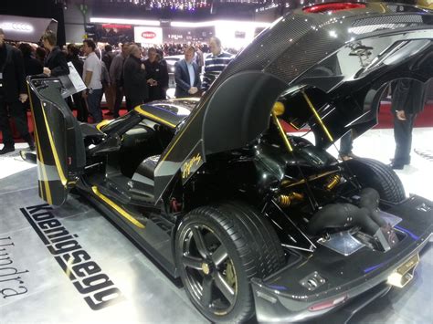 Koenigsegg Agera S Hundra is a whopping USD 1.6 million