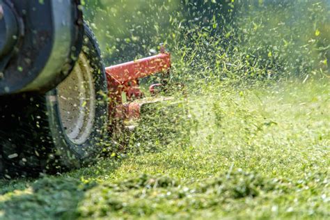 10 useful landscaping equipment safety skills you need to know