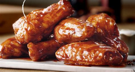 Pizza Hut Debuts New Sweet Chili Wings - The Fast Food Post