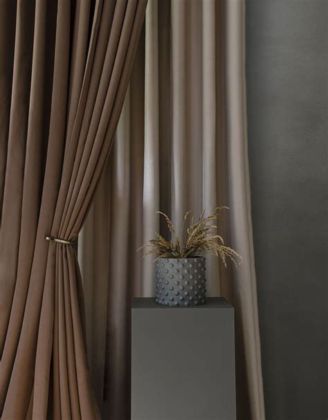 Warm color curtains | Beige curtains living room, Taupe curtains living ...