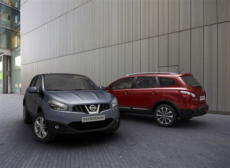 Nissan Qashqai (2010) - picture 2 of 6