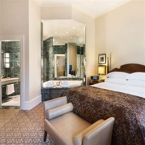 Guest Accommodations | Pfister Hotel Suites | Marcus Meetings