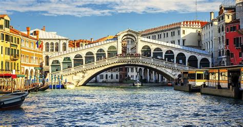 Rialto Bridge 3 - Top Facts