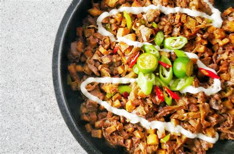 Sizzling Tofu Sisig – The Pulutan Favorite 🤩 Pulled Meat Recipe | WTH Foods