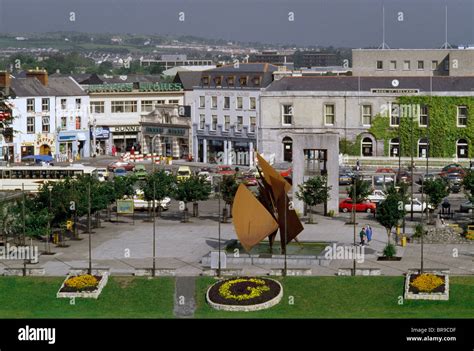 Eyre Square, Galway, County Galway, Ireland Stock Photo - Alamy