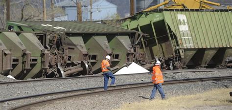 Railroad officials investigating cause of Colorado Sprins train derailment, chemical spill ...