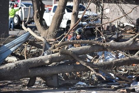 TORNADO AFTERMATH GALLERY 2: Mayfield, Graves County devastated by ...