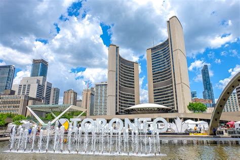 How To Spend One Day In Toronto, Canada - A Local's Guide