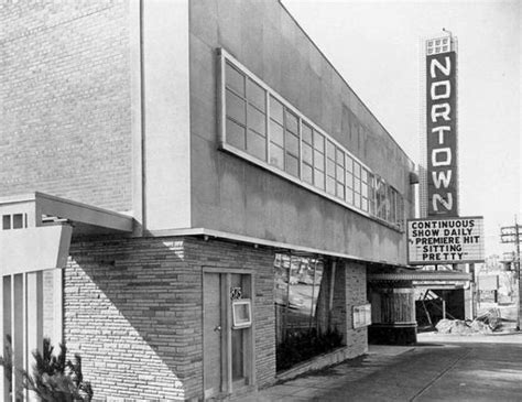 Nortown Theatre in Toronto, CA - Cinema Treasures