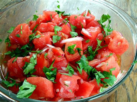 Salatat Banadura - Tomato Salad - Recipe of the Day