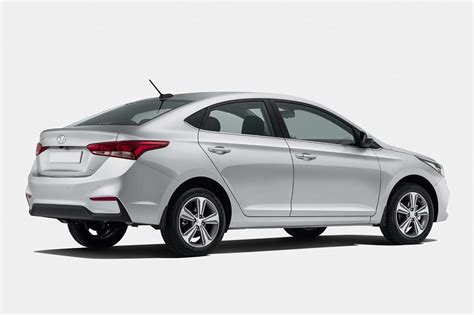 New 2017 Hyundai Verna Prices, Specifications, Mileage, Interior Features