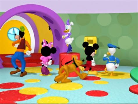 Mickey Mouse Clubhouse Minnie Feet