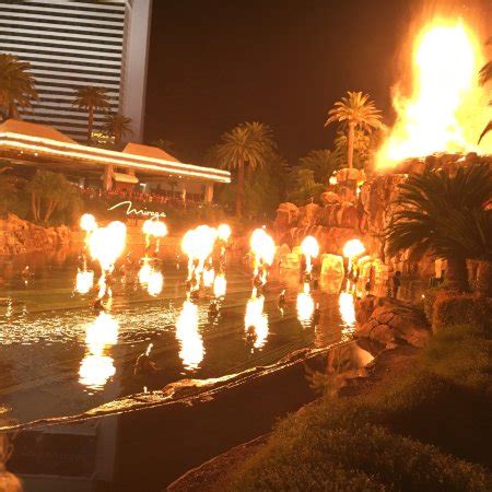 Mirage Volcano (Las Vegas) - All You Need to Know Before You Go (with ...