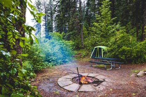 17 Amazing Spots to Go Camping on The Columbia River Gorge