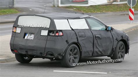 Spy shots: Acura crossover caught testing at the ‘ring