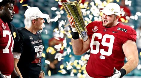 Alabama's Landon Dickerson talks NFL draft prep during injury rehab - Sports Illustrated