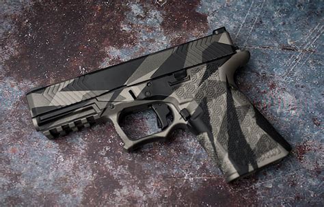 Razzle Dazzle Camo : r/polymer80