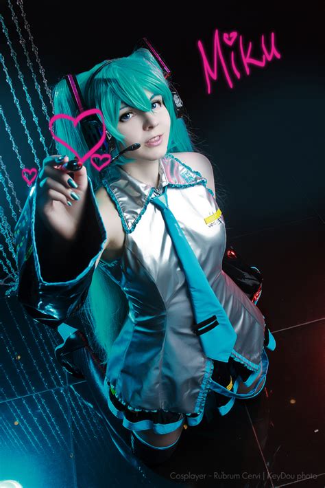 Miku Hatsune Cosplay by Bizarre-Deer on DeviantArt