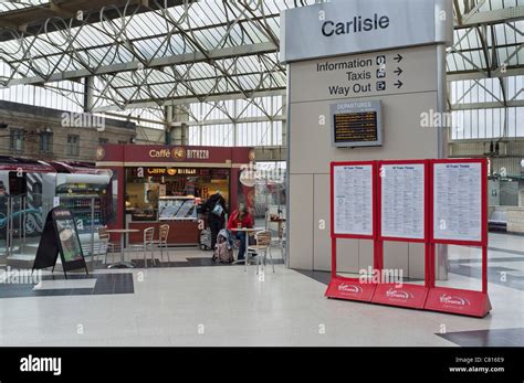 Carlisle Railway Station Stock Photo - Alamy