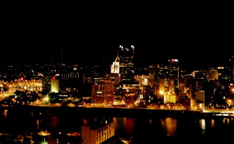 Pittsburgh Night Skyline by Pholph on DeviantArt