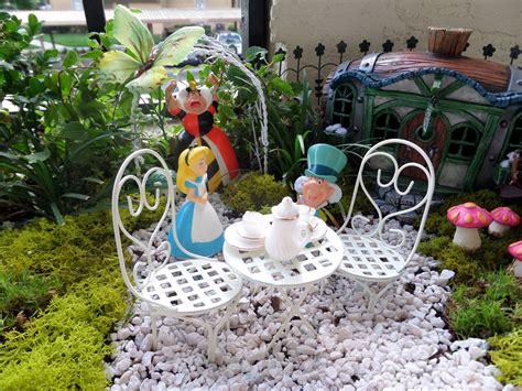 Alice in Wonderland garden on my patio | Gardens | Pinterest