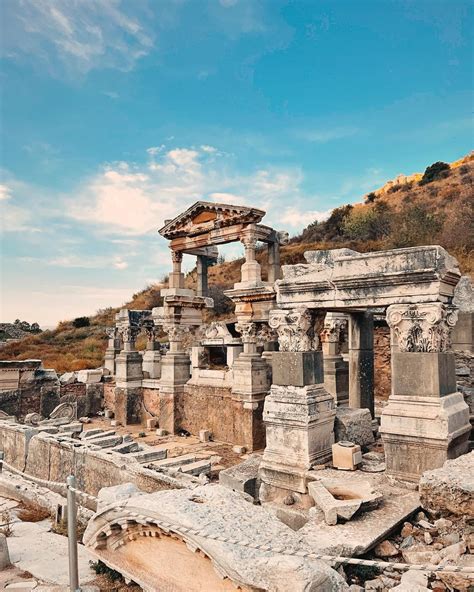 Ephesus Daily Tour from Kusadasi (With Small Groups) - Castle Travel