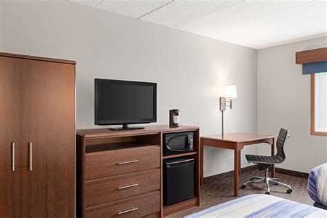 AmericInn by Wyndham Sauk Centre | Sauk Centre, MN Hotels