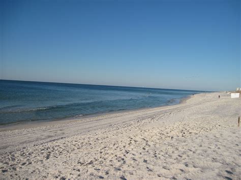 The sugary white sand beaches of Gulf Shores, Alabama. Orange Beach ...