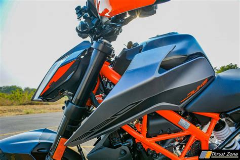 2020-KTM-Duke-390-BS6-Review (2) - Thrust Zone