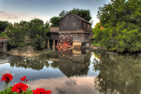 Al Blanton and The Old Mill Win Prestigious Phoenix Award from SATW - Pigeon Forge, TN Official ...