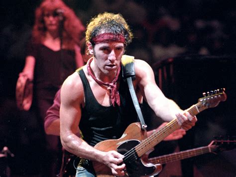 Flashback: Bruce Springsteen Kicks Off ‘Born In The U.S.A.’ Tour | 102.9 The Buzz